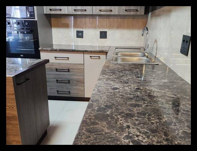 2 BEDROOM PROPERTY TO RENT IN NORTH BEACH